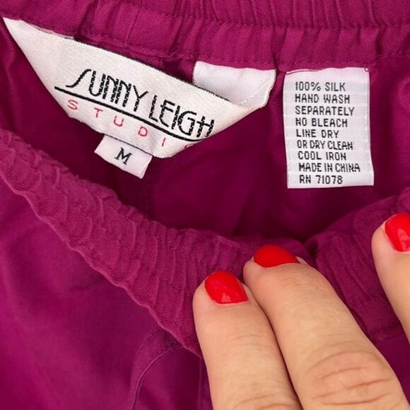 Vintage Silk Sunny Leight 100% Silk Pants - Fuchsia, Size Medium - Picture 5 of 12